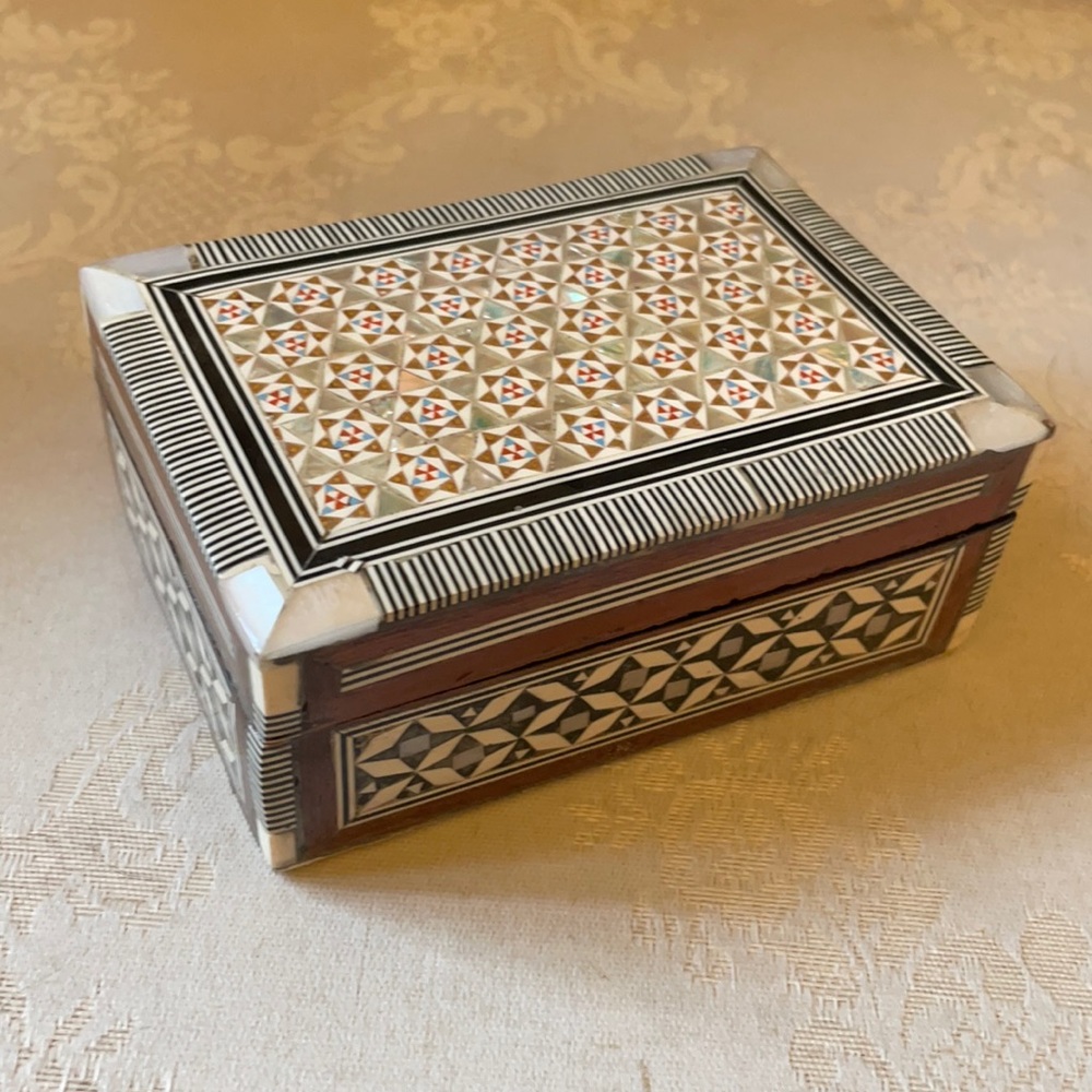 Gorgeous wood, mother of pearl inlaid wooden trinket, jewelry box, velvet lined